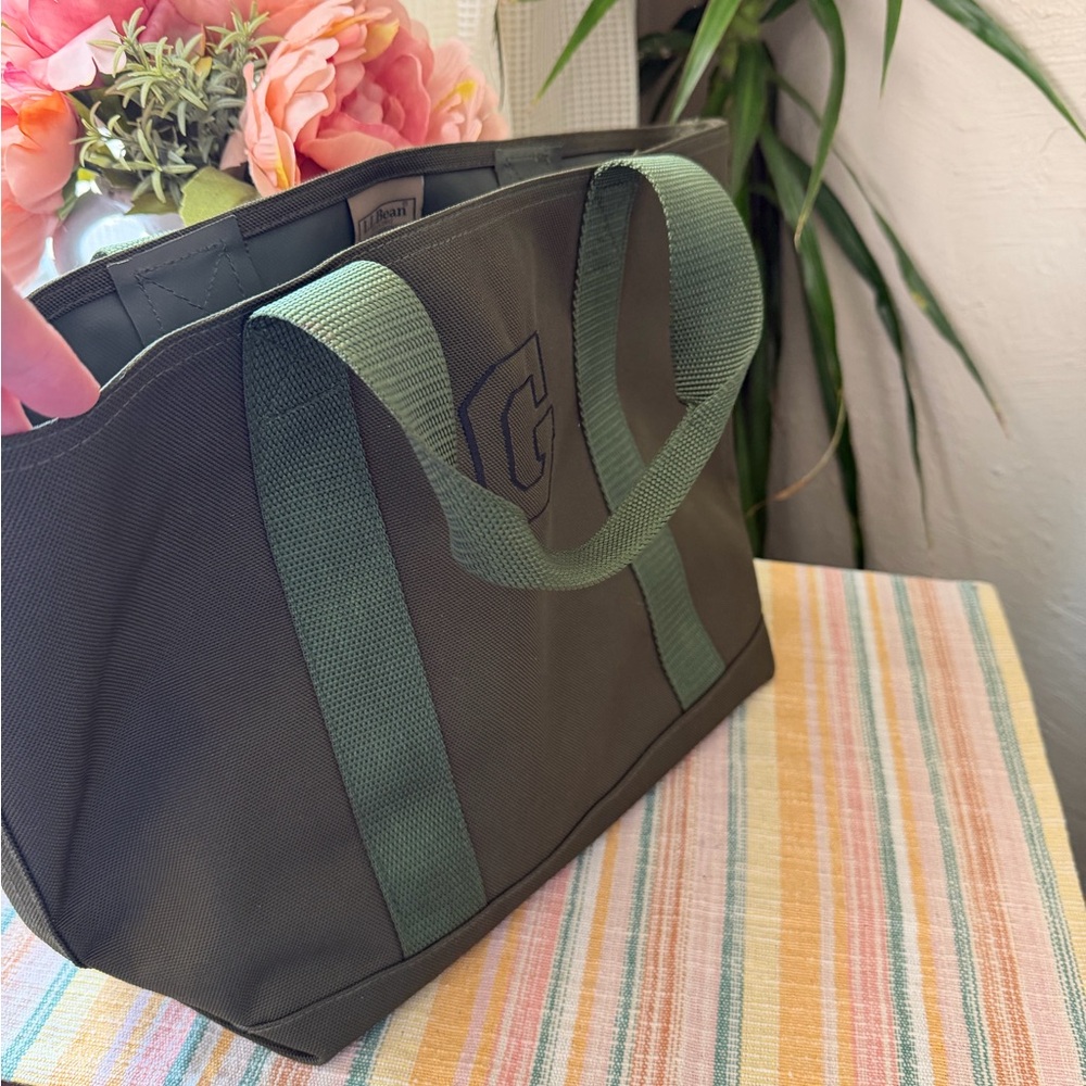 L.L. Bean Olive Green Canvas Tote NWOT - Picture 2 of 9